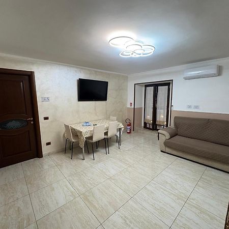 Esposito Holiday Homes Неаполь Экстерьер фото